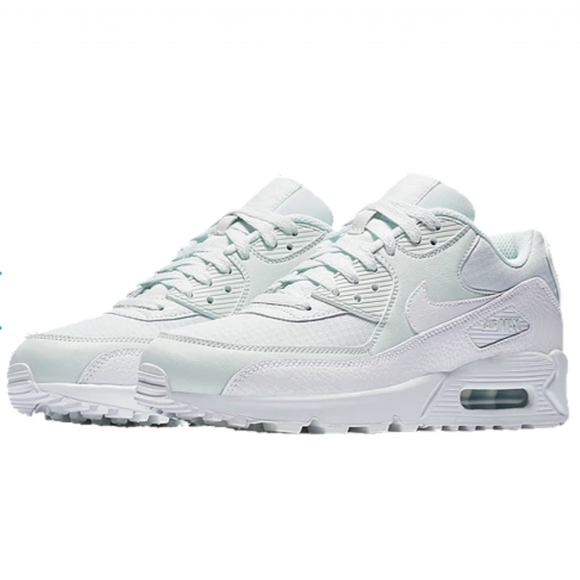 BNIB Nike Wmn's Air Max 90 - Sz 8 - Picture 2 of 9